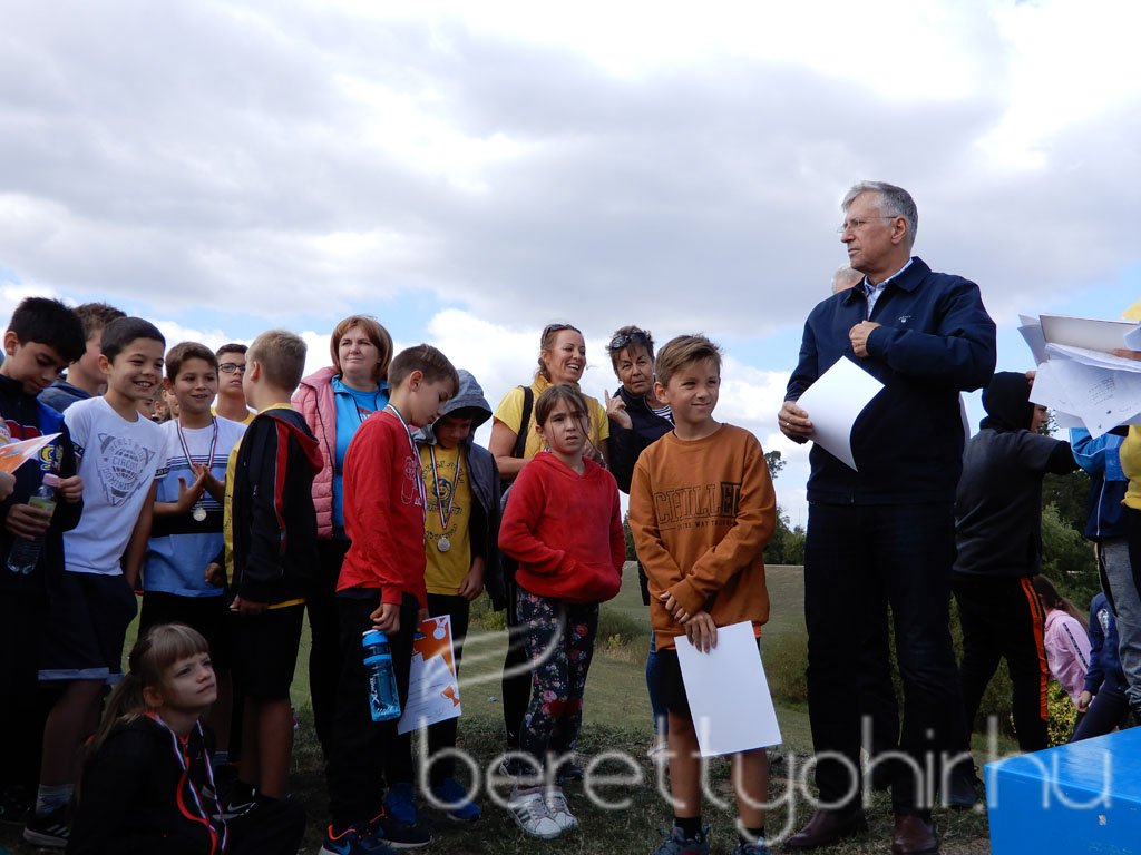 Mezei futóbajnokság Berettyóújfaluban 118